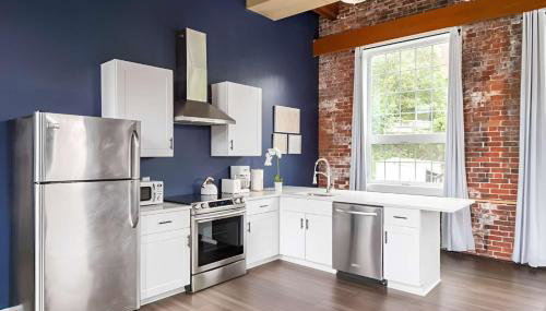 Jennifer's Historic Riverfront Loft City Views - Foto 2