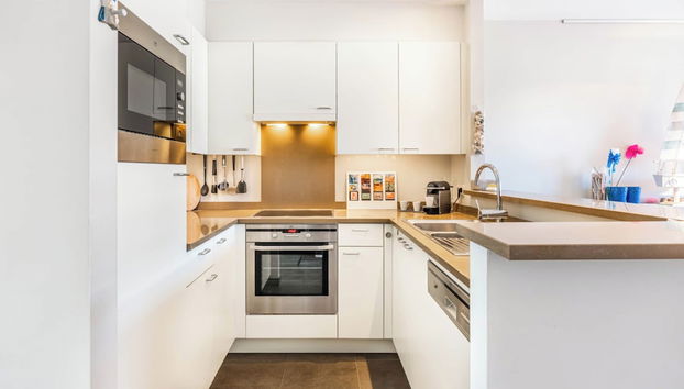 Apartment by the Coast With Sunny Terrace - Foto 4, Cocina privada