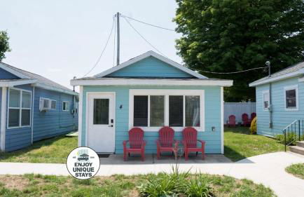 Sister Lake Cottages - Unit 4 - Photo 1