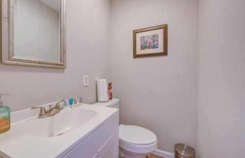 Frenchmen St Townhome - Foto 17