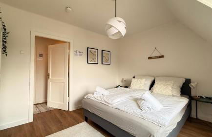 Hugos Nest Ferienwohnung Neumünster WLAN & Arbeitsplatz - Foto 1