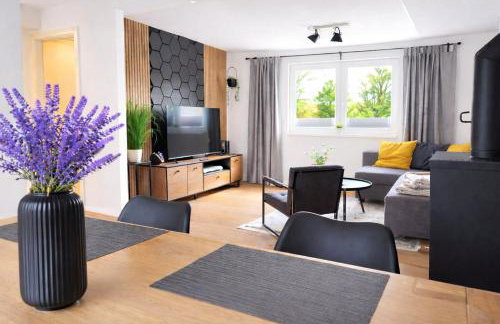 Ferienhaus Seeoase - 70qm - Kamin -Terrassen - Parkplatz - Badestelle fußläufig - Foto 4