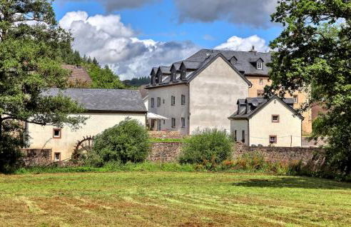 Lovely Apartment In Irrhausen With Sauna - Foto 1