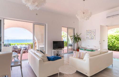 Splendida Villa con vista mozzafiato e piscina - Foto 17