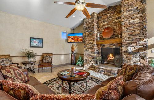 Coral Springs Resort H2 Brand New Home, Community Pool, Outdoor Fireplace, and Near Sand Hollow - Foto 38