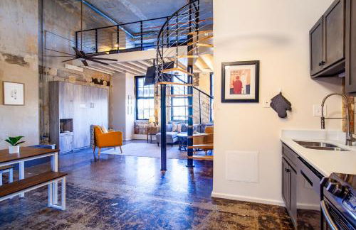 Sterchi Lofts Getaway - Downtown Knoxville - Foto 23