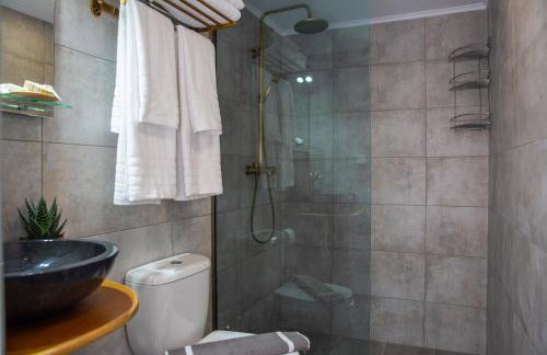 Stone Arch - Photo 23