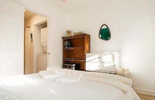 Over the Moon About C Adams Morgan METRO subway Rock Creek Park - Foto 13