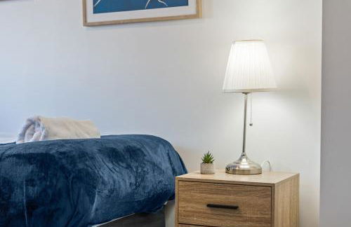 #93 Stylish Warwick Home - 10 mins to Warwick Castle - Sleeps 6 - " Perfect for Contractors and Families - Free Parking" - Foto 37