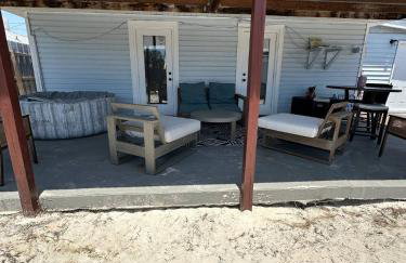 Beachside Bliss - Breakfast, Walk to Schooners, Sleeps 15, Fenced Privacy - Foto 51
