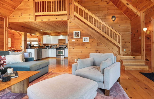 Secluded w/ Deck Views, Hot Tub, & Ping Pong Hudson in the Berks by Avantstay - Foto 11