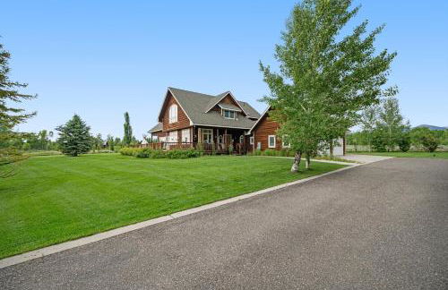 Fun with Family! Mtn-View Gem with Deck in Driggs - Foto 42