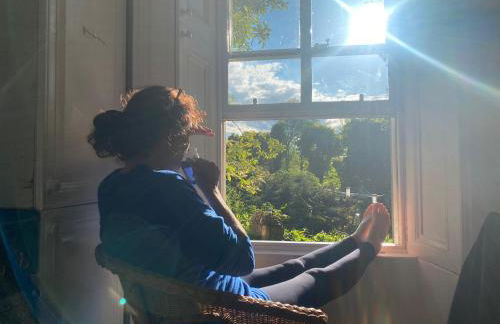 Beautiful Listed Mansion with incredible woodland views - Photo 44