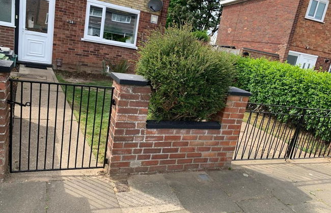 House - Sleeps 5, Parking & Private Garden - Foto 24