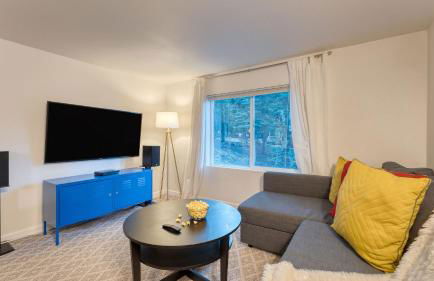 Golden Summit by AvantStay Stunning Secluded Cabin w Access to Tahoe Donner - Foto 20