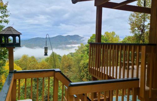 Smoky Mountain Cabin with Hot Tub and Views! - Foto 36