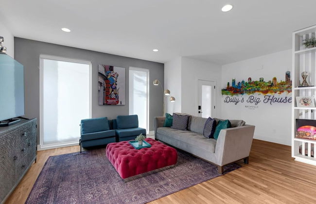 Dolly s Big House - 18 Beds Skydeck Views - Foto 45