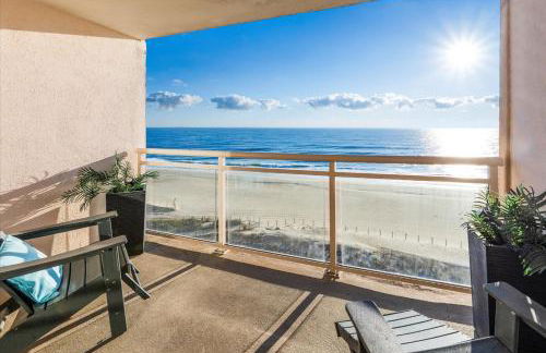 Oceanfront 2 Bedroom Modern Beach Condo w Pool - Foto 34