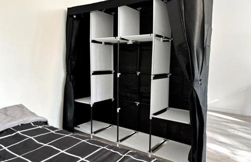 HolidayHome Aparments I Spaceous Room in BER-Reinickendorf, 1 Min. to Metro Station - Foto 16