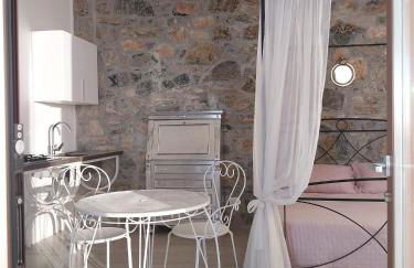 Monolocale con bagno, angolo cottura e letto matrimoniale a Baldacchino - Foto 12