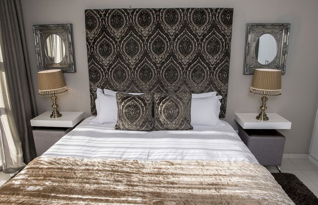 Heritage Square Apartments - Photo 10