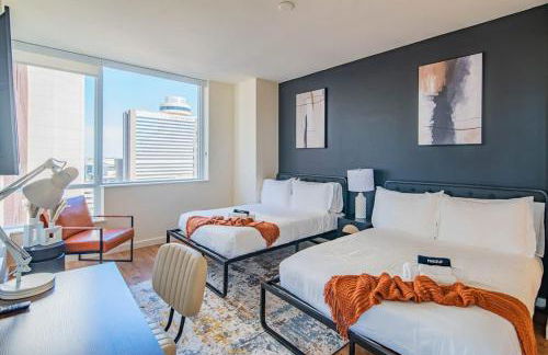 Sky Terrace DT HighRise, Gym, Pool, Parking, W-D,Golf - Photo 27