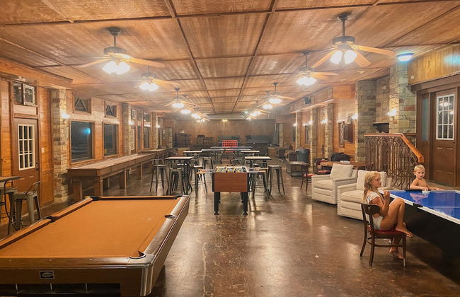 Son's Rio Cibolo - Glamping Cabin C - Foto 35