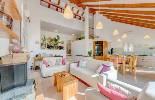 Rustic Villa Florice with a pool - Photo 27