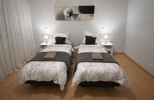 Comfort Apartment Netflix PS4 Parking - Foto 10