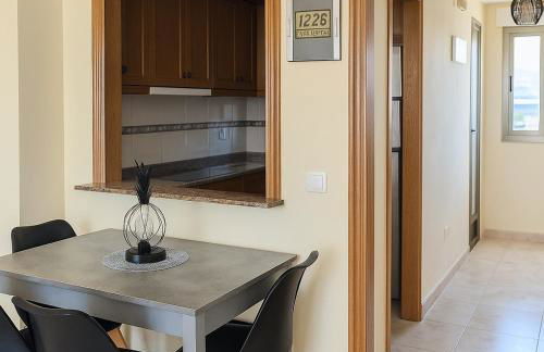 Apartamento con piscina de verano e invierno - Photo 34