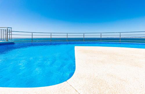 The Penthouse Panorama Exclusive Seafront Estate - Photo 34