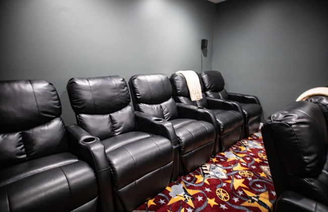 Amazing Lake House With Beach Access 4 Bedroom Home by RedAwning - Foto 40