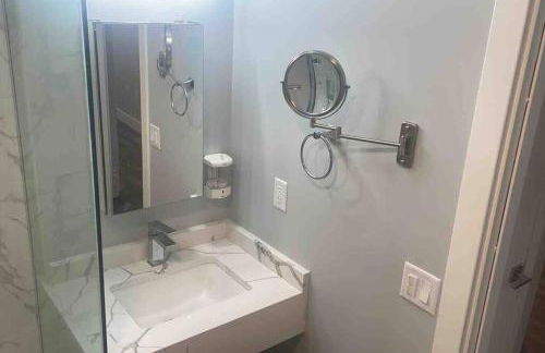 The Comfy Suite - 1BR with Free Parking - Foto 8