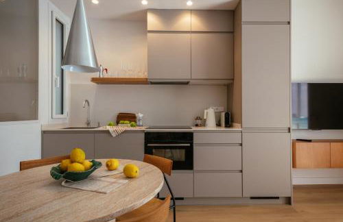 Newly Renovated Stylish Eixample - Great Location - Photo 7