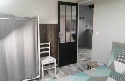 Appartement climatisé avec parking privé gratuit - Photo 8