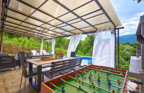 Gorgeous Home In Zagreb With Wifi - Foto 11