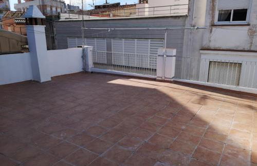 Fantástico Apartamento en el centro de Blanes y a 150mts de la Playa - Photo 14