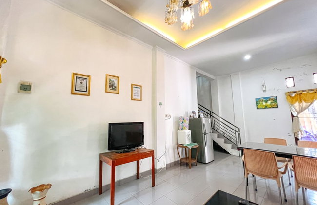 Homestay Jogja Jakal 3 Dekat UGM by Simply Homy - Foto 23