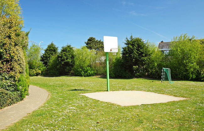 2 bedroom House in Bredene with swimming pool and garden - Photo 9