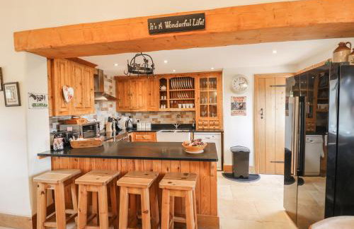 The Cow Barn - Photo 6