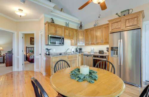 Lake-View Condo with Covered Deck in Hiawassee! - Foto 9