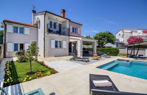 House Breeze - Premantura, 4 bedroom house with pool, jacuzzi, sauna and gaming room - Foto 50