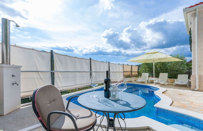 Villa Holiday Home Zvečanje - Foto 17