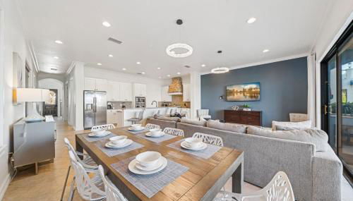 New Epic Escape Theater Pool & Golf Views - Foto 5