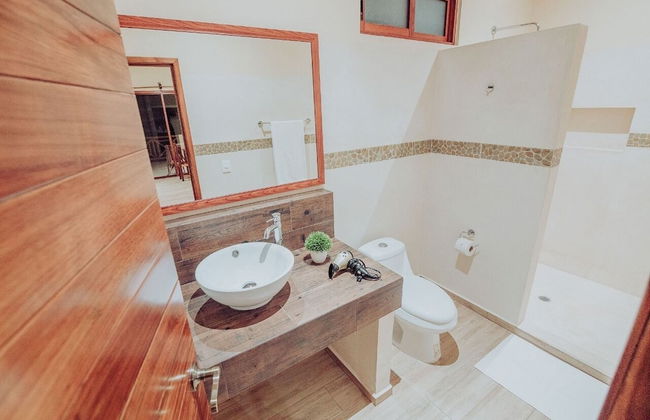 One Extra Free Night Staying 3 Nights Intl Chef & Yacht - Brekky Available - Foto 18