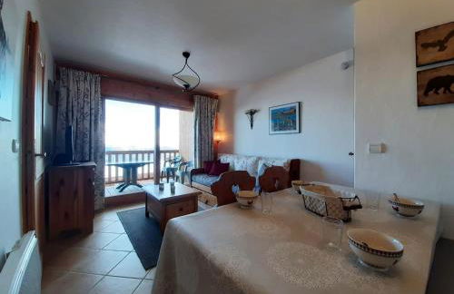 Appartement calme avec balcon, accès direct aux pistes - FR-1-346-417 - Photo 10