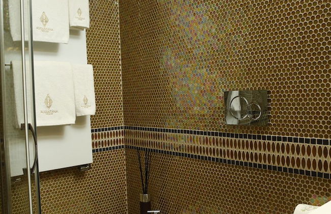 Augustana House - Photo 53