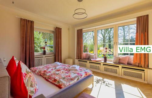 Luxury Villa EMG Steinfurt - Historische Villa mit Sauna, SPA, Garten & großem Essbereich für bis zu 22 Personen - Foto 4