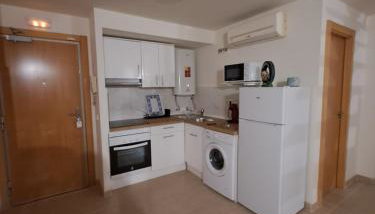 Acogedor loftcon garaje a 10min del aeropuerto e IFEMA - Foto 2