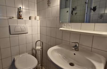 Fischstübchen Neeberg Apt 1 – Wald und Wiese - Foto 6